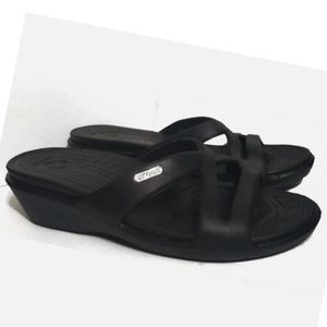 Crocs Patricia II wedge sandals size 8